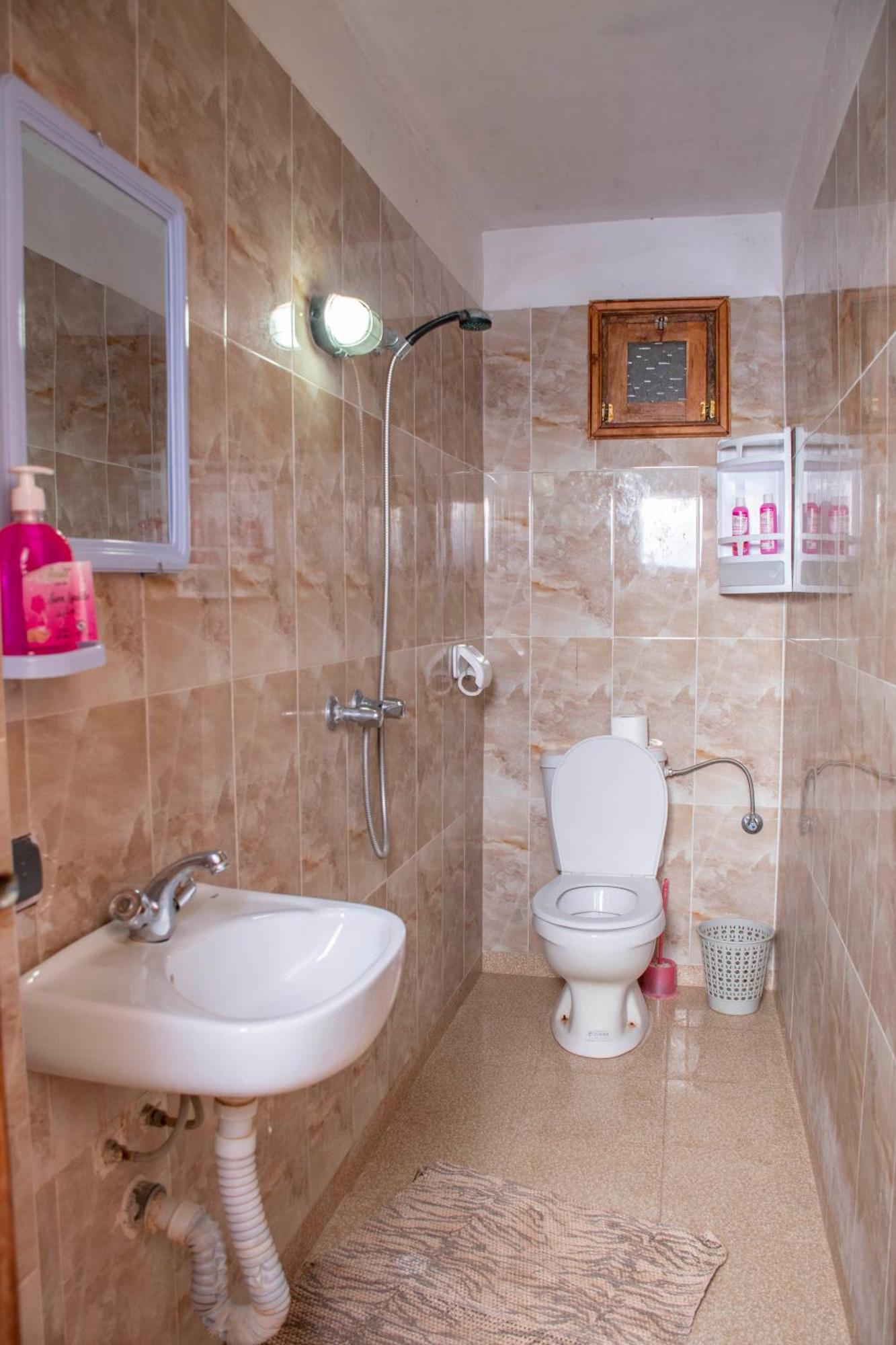 Hotel Awayou Bou Tharar Exterior photo